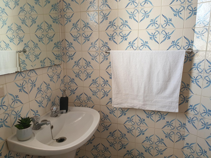 Bathroom 3, AAA Ana Albufeira Apartments, Albufeira