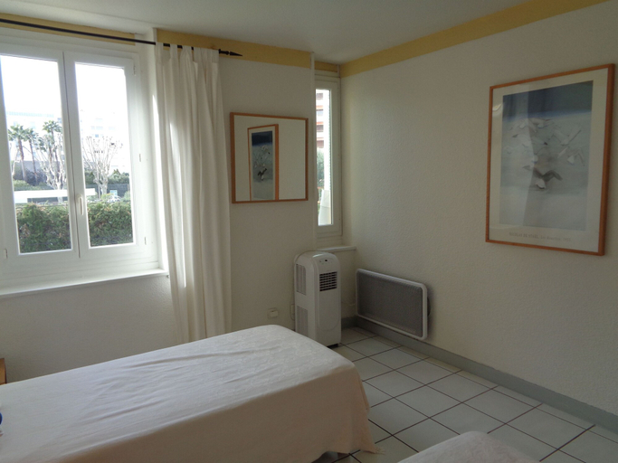 Bedroom 2, Croisette-oasis, Alpes-Maritimes