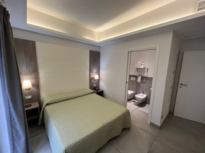 Bedroom 4, Hotel La Mela, Napoli