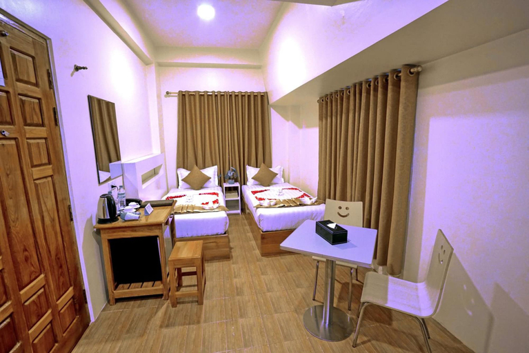 Bedroom 3, Hotel Aurora, Mandalay