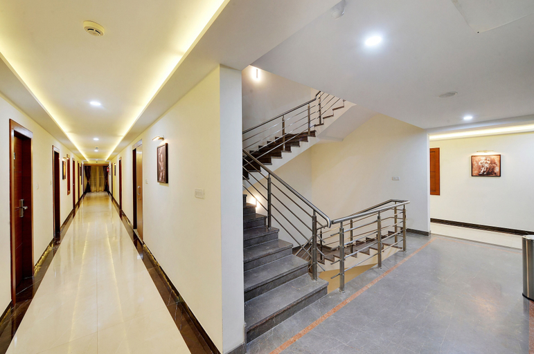 Others 5, La Sara Gateway, Bangalore
