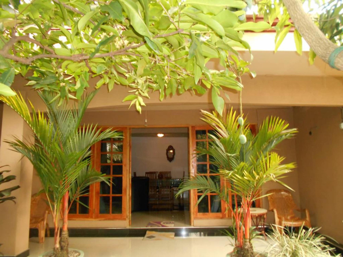 Exterior & Views 5, House Of Esanya, Katana