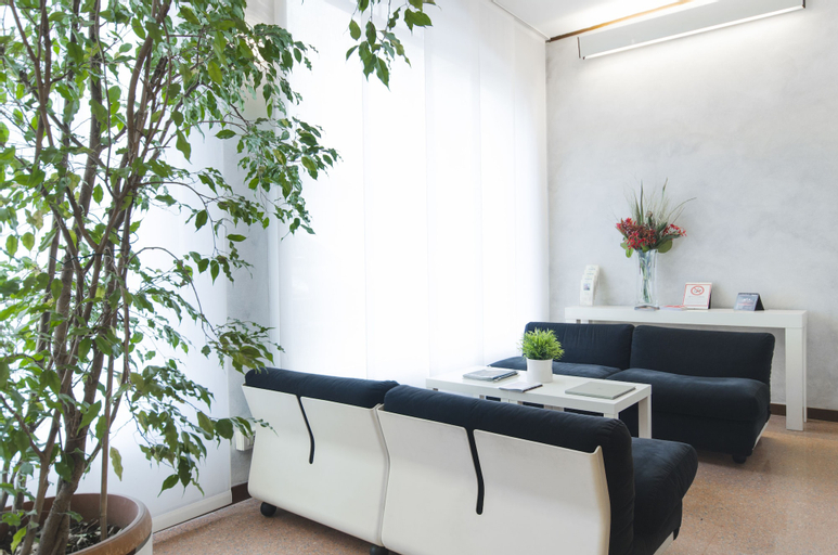 Public Area 3, Hotel Molise 2, Milano