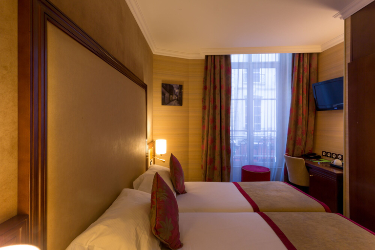 Bedroom 3, Hotel Saint Honore 85, Paris
