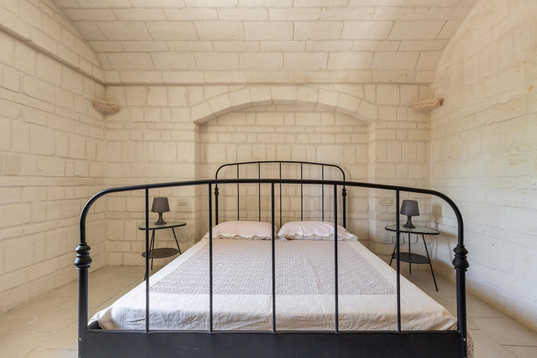 Bedroom 2, 2422 Il Trullo di Erna by Barbarhouse, Brindisi