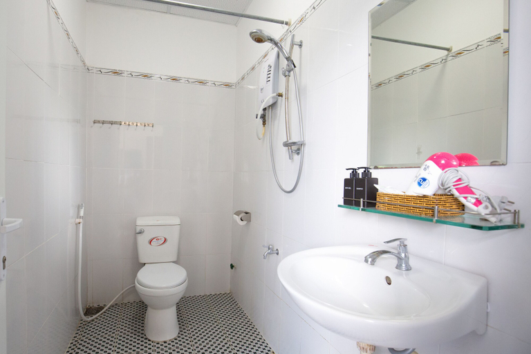 Bathroom 4, Zone 5 Boutique Hotel, Da Nang