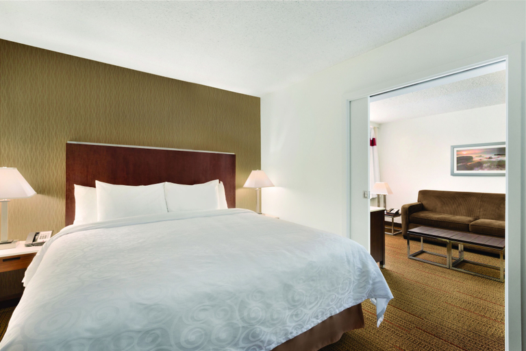 Bedroom 3, Coast Discovery Inn, Comox-Strathcona
