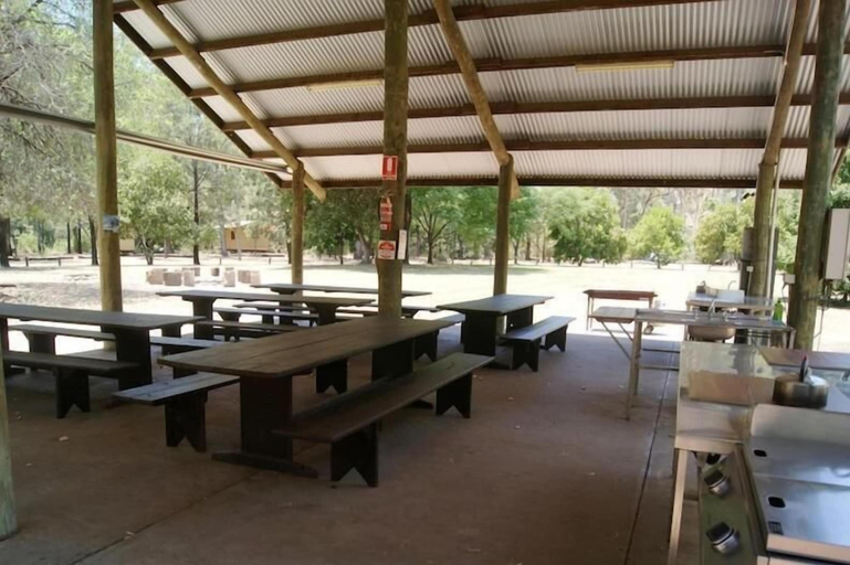 Food & Drinks 5, BIG4 Carnarvon Gorge Holiday Park, Bauhinia