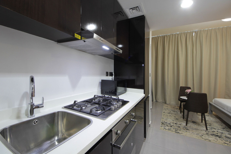 Private kitchen, Studio Apartment in Merano Business Bay, Dubai