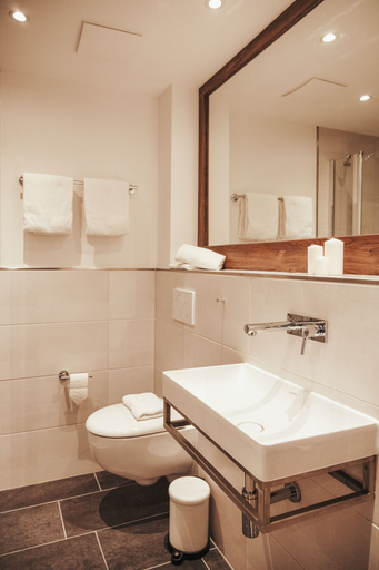 Bathroom 5, BE BIO Hotel be natural, Nordfriesland