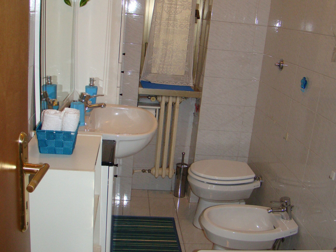 Bathroom, Il Pozzo, Roma