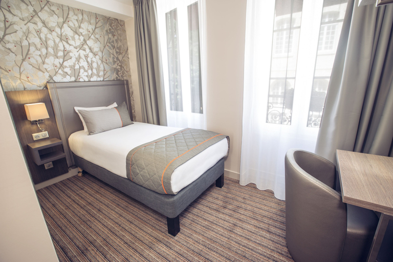 Bedroom 3, Timhotel Paris Gare de l'Est, Paris