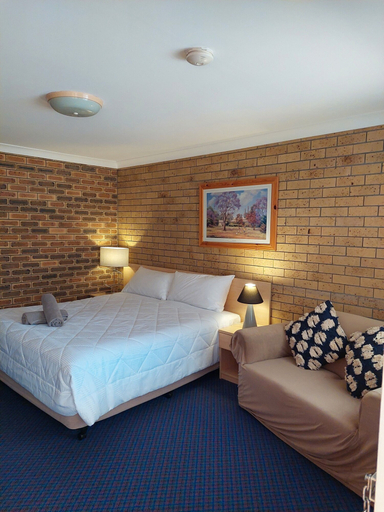 Bedroom 3, Settlers Motor Inn, Tenterfield