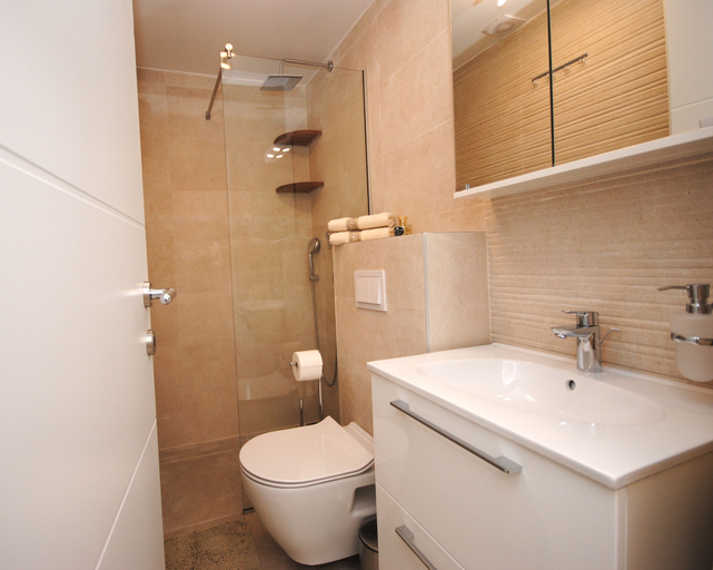 Bathroom 4, Apartments Kogo, Split