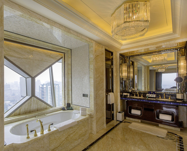 Bathroom 5, Wanda Reign Wuhan, Wuhan