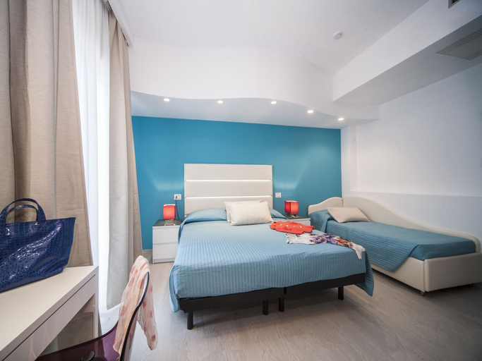 Bedroom 3, Hotel Levante, Rimini