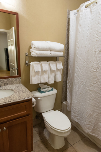 Bathroom 4, MainStay Suites Denham Springs - Baton Rouge East, Livingston