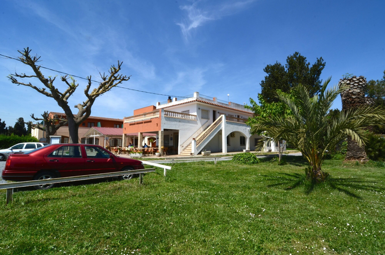 Exterior & Views 2, Apartamentos Hostal La Gola, Girona