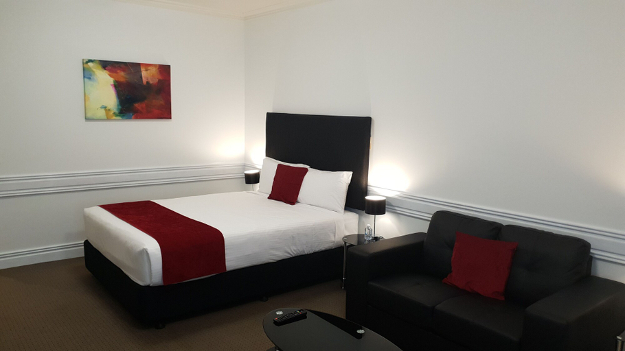 Bedroom 3, Melbourne Kew Central Apartment Hotel, Melbourne
