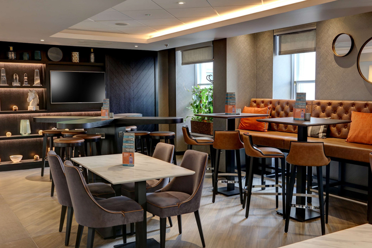 Food & Drinks 4, Ten Hill Place, WorldHotels Distinctive, Edinburgh