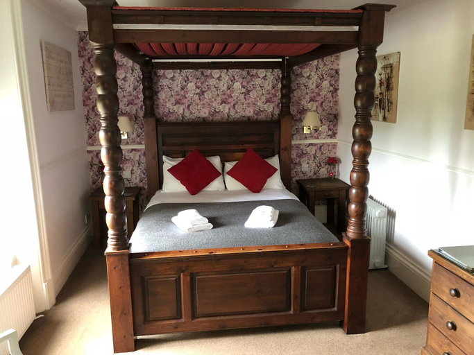 Bedroom 2, Gomersal Lodge Hotel, Kirklees
