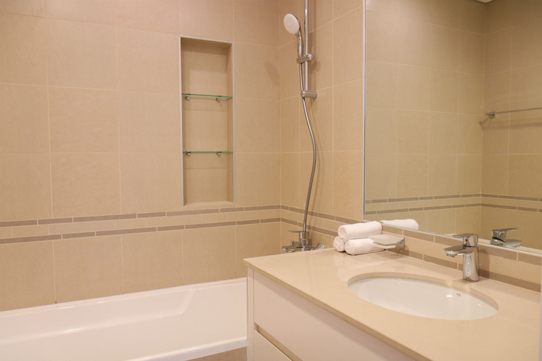 Bathroom, 1 Bedroom Apartment in Hayat Boulevard, Dubai