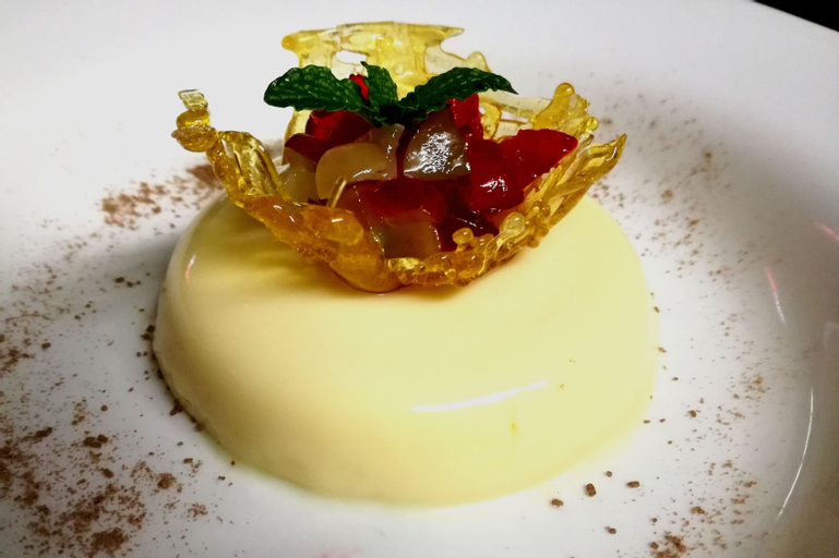 Food & Drinks 9