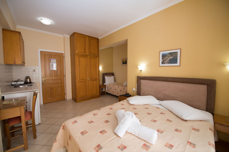 Bedroom 3, Hotel Sofia, Ionian Islands
