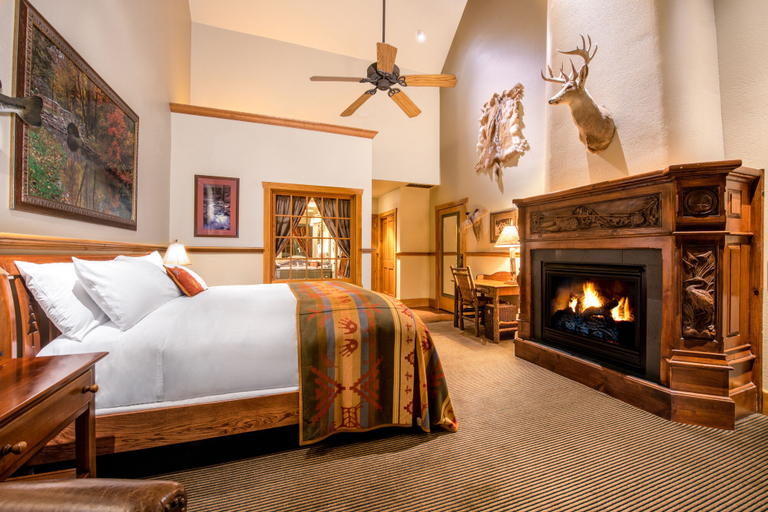 Bedroom 3, Big Cedar Lodge, Taney