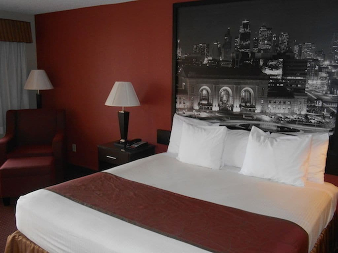 Bedroom 3, AmeriStay Inn, Buchanan