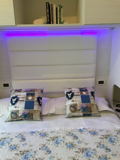 Bedroom 3, Noi Due Hotel, Rimini