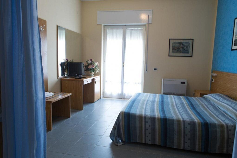 Bedroom 3, Hotel Parthenius, Cosenza