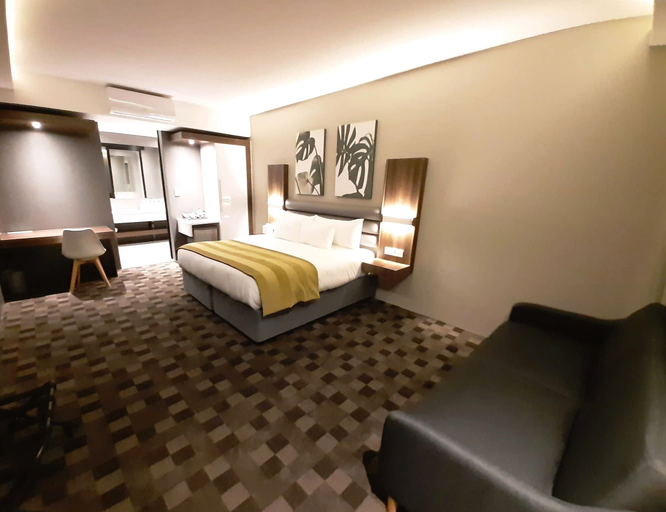 Bedroom 2, Copperwood Hotel and Conferencing, Bojanala