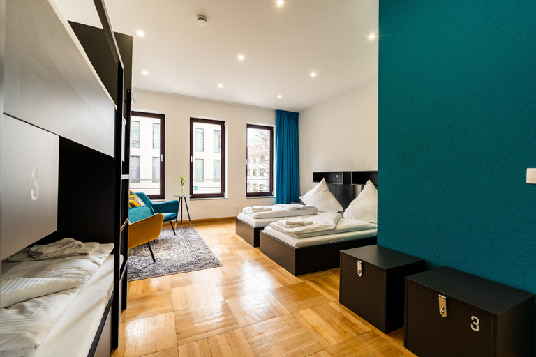 Bedroom 4, Henrietta's Sleeping, Ulm