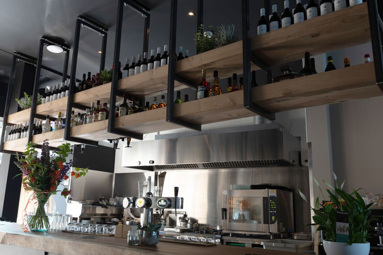 Food & Drinks 4, Hotel Restaurant Inn Naeldwyk, Naaldwijk