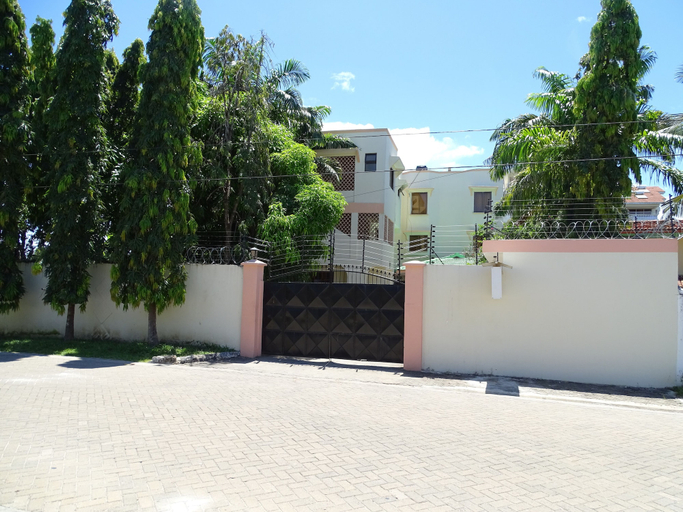 Exterior & Views 2, Nyali Parkside Resort, Nyali