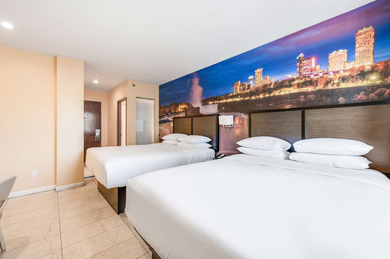 Bedroom 5, Knights Inn Brooklyn Sunset Park, New York