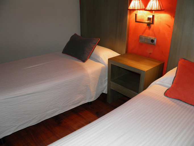 Bedroom 4, Hotel Annex, Barcelona