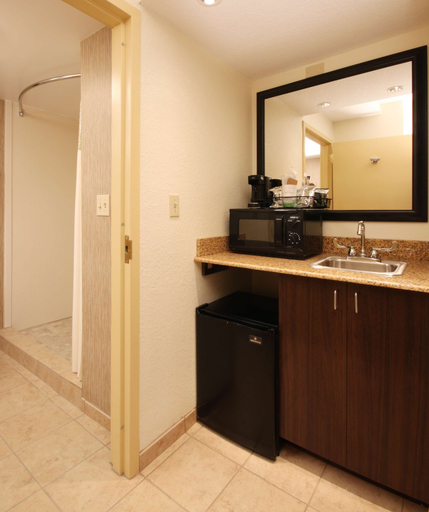 Others 5, Hampton Inn Champaign/Urbana, Champaign