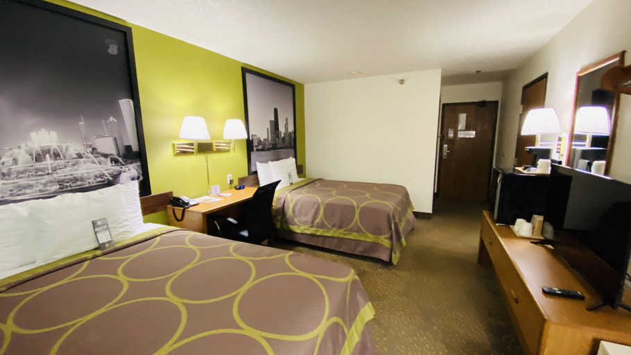 Bedroom 2, Super 8 by Wyndham Mokena/Frankfort /I-80, Will