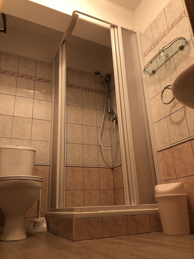 Bathroom 4, Zámek Lešany, Benešov