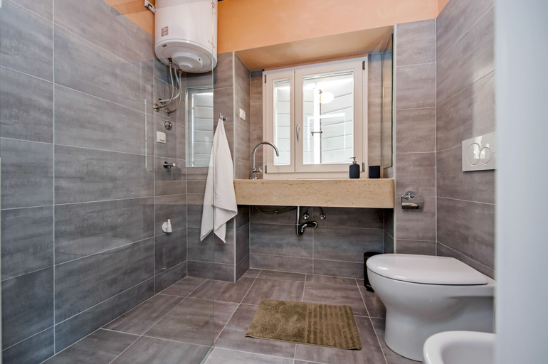 Bathroom 4, Apartment and Studio CA 3 VIE, Rovinj
