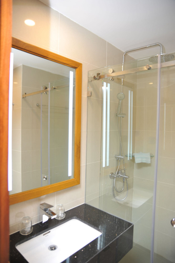 Bathroom 4, Imperial Saigon Hotel, Ho Chi Minh City