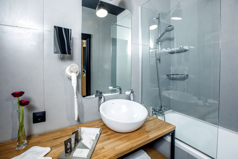 Bathroom 5, Kentron Boutique Hotel, Sankt-Peterburg gorsovet