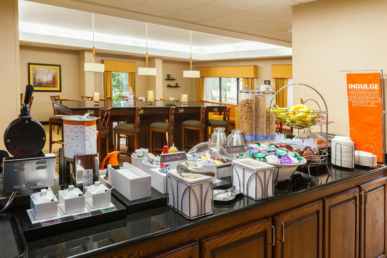 Food & Drinks 5, Hampton Inn Raleigh Garner, Wake