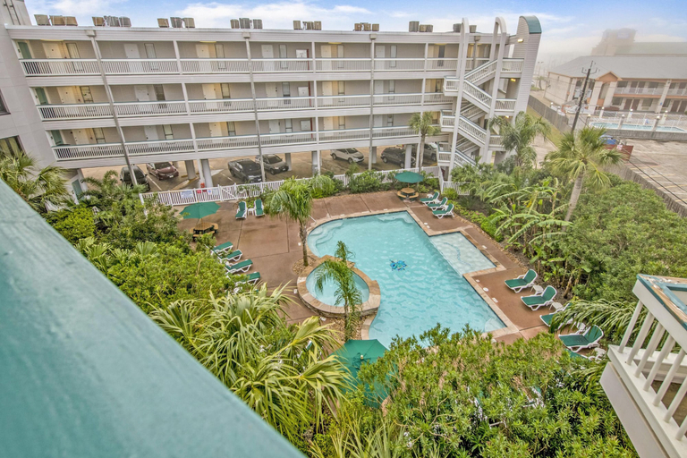 Sport & Beauty, Casa Del Mar Beach Suites by AB Sea Resorts, Galveston
