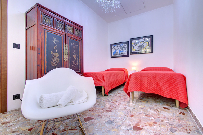 Bedroom 2, SUNNY Ghetto canal, Venezia