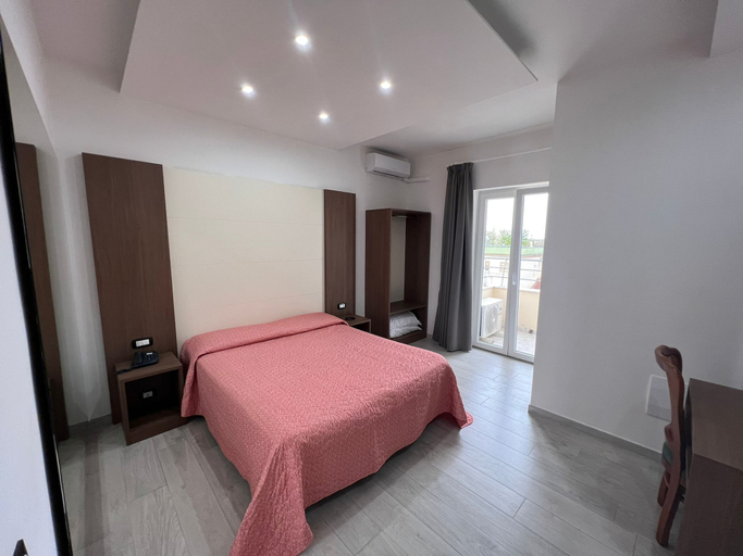 Bedroom 2, Hotel La Mela, Napoli