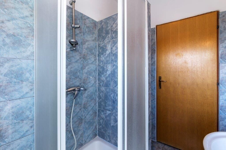 Bathroom 3, Apartments Jasmine 1008, Fažana