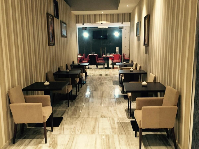 Others 3, Hotel Plaza Alger, Bouzareah